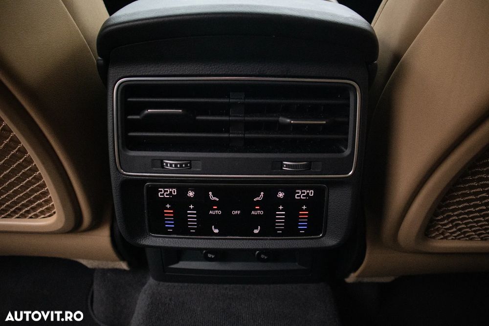 Audi Q7 3.0 55 TFSIe quattro Tiptronic S Line - 15