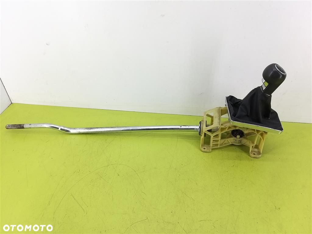 Mechanizm zmiany biegów lewarek Opel Astra III H 1.6 16V 103KM 2004-2006 - 1