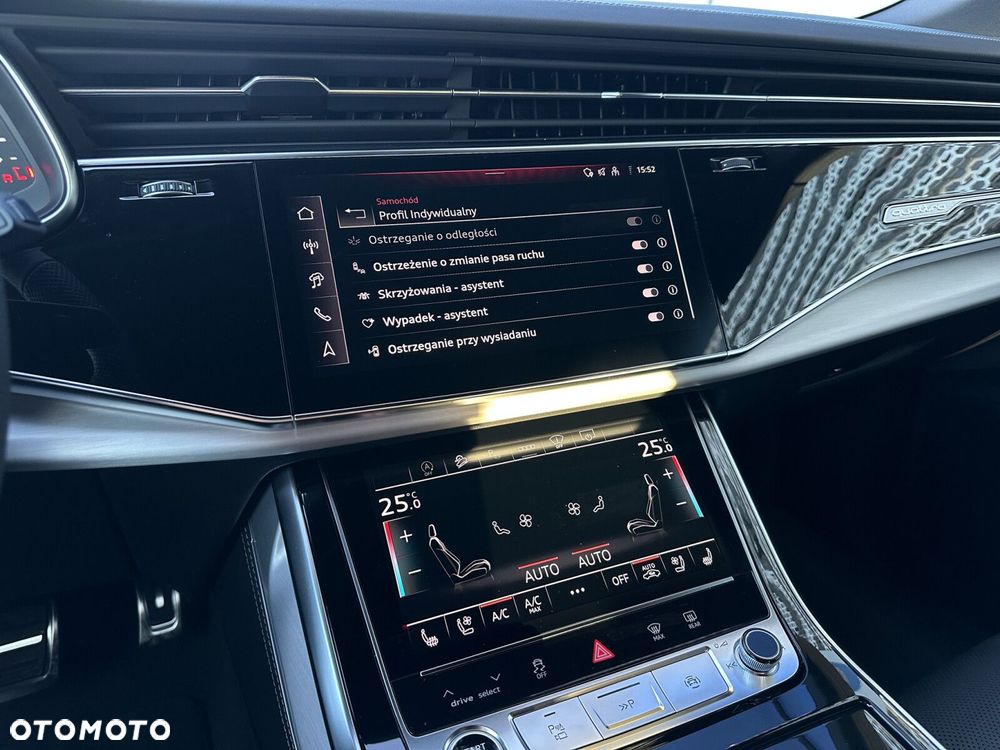 Audi Q8 - 34