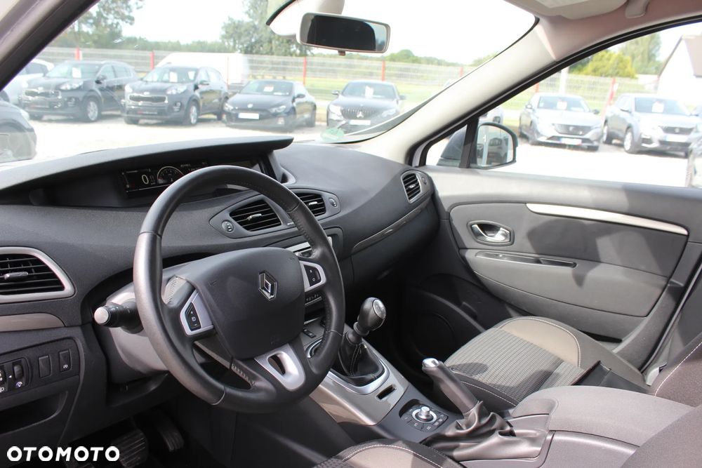 Renault Scenic Energy TCe 115 S&S Xmod Bose Edition - 12