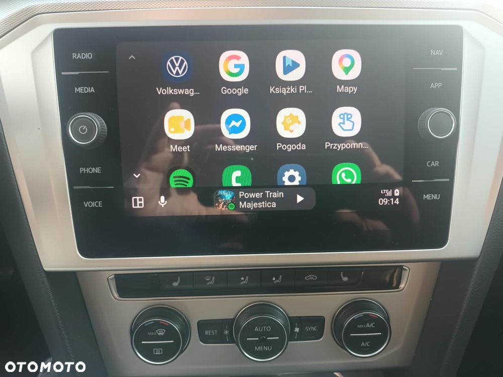 Volkswagen Passat - 15