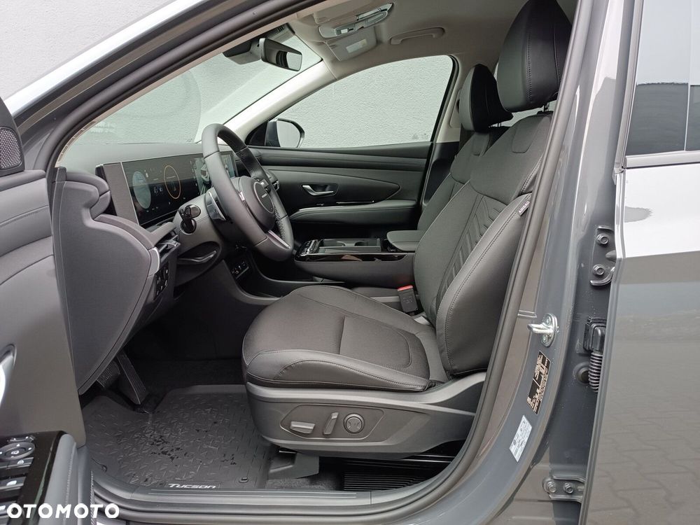 Hyundai Tucson 1.6 T-GDi HEV Executive 2WD - 10