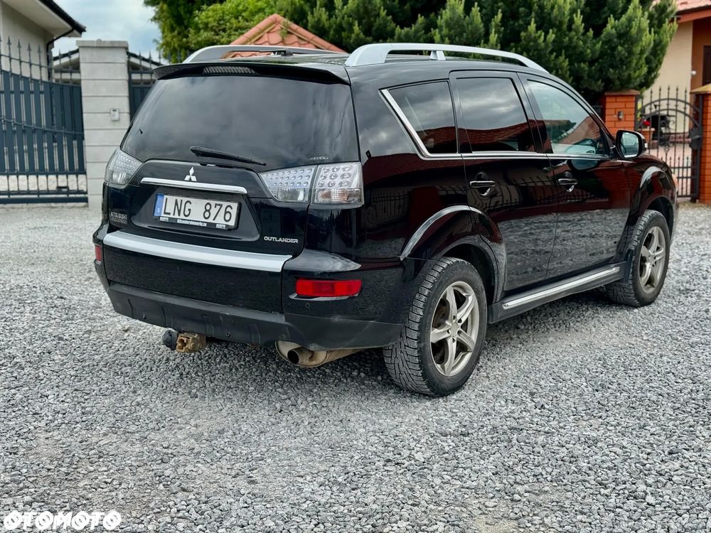 Mitsubishi Outlander 2.4 4WD CVT Intense - 10