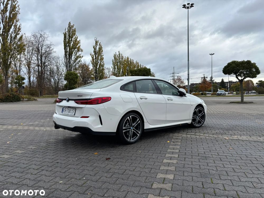 BMW Seria 2 218i M Sport - 4