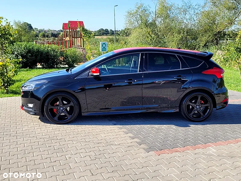 Ford Focus 1.0 EcoBoost ST-Line Style - 4