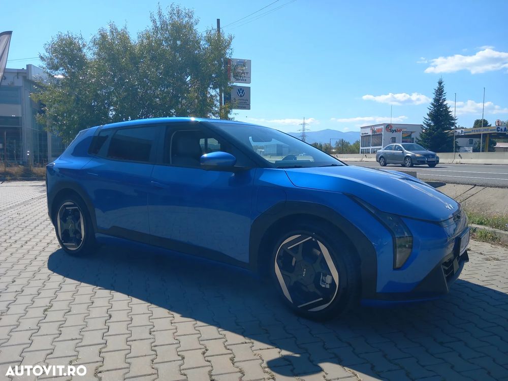 Kia EV4 81,4-kWh Earth - 3