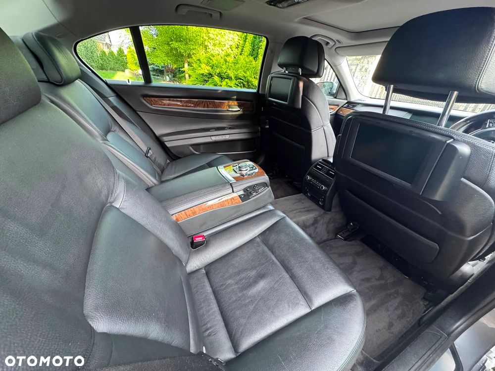 BMW Seria 7 730d L - 22
