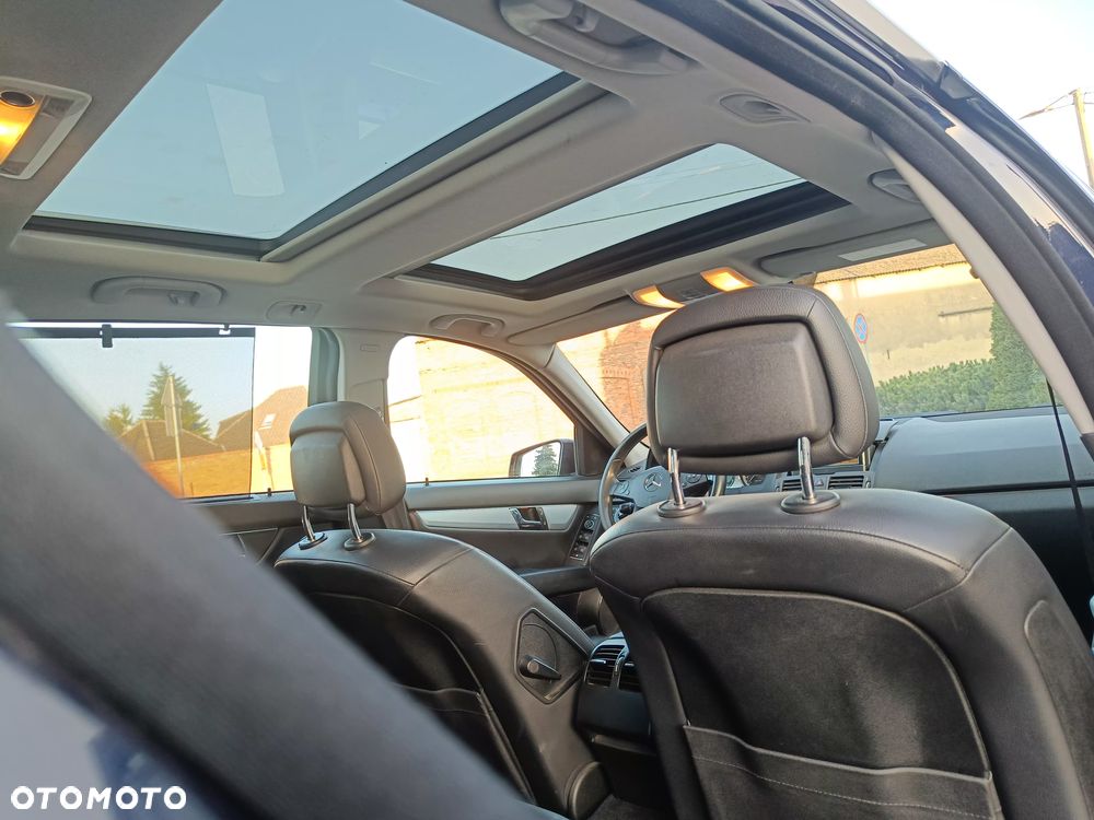 Mercedes-Benz Klasa C - 23