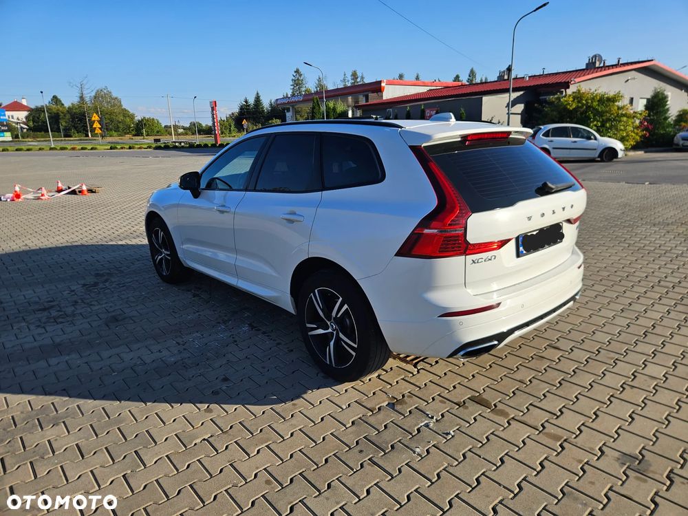 Volvo XC 60 D4 SCR R-Design - 5