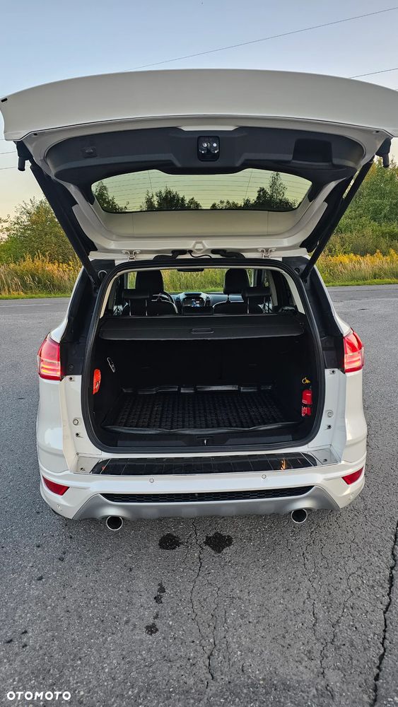 Ford Kuga - 13