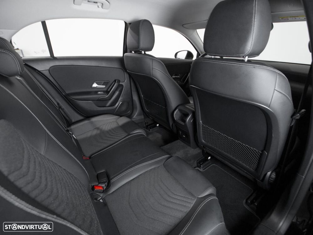 Mercedes-Benz A 250 e - 11