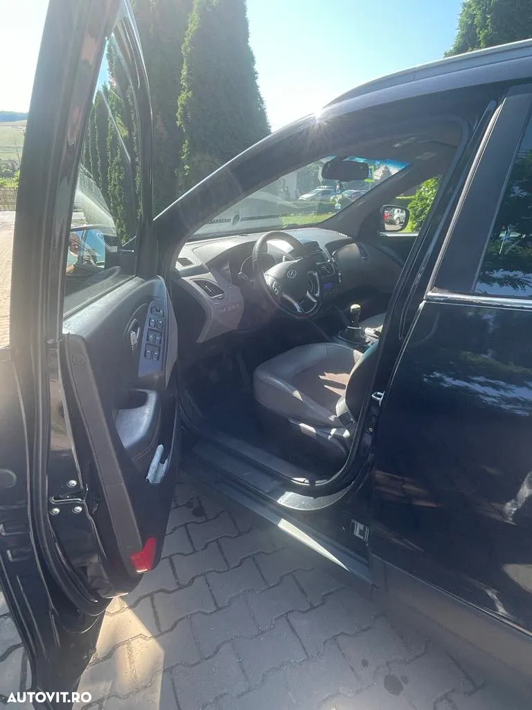 Hyundai ix35 - 11