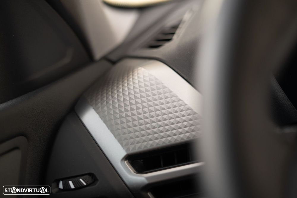 BMW 116 Pack Desportivo M - 51