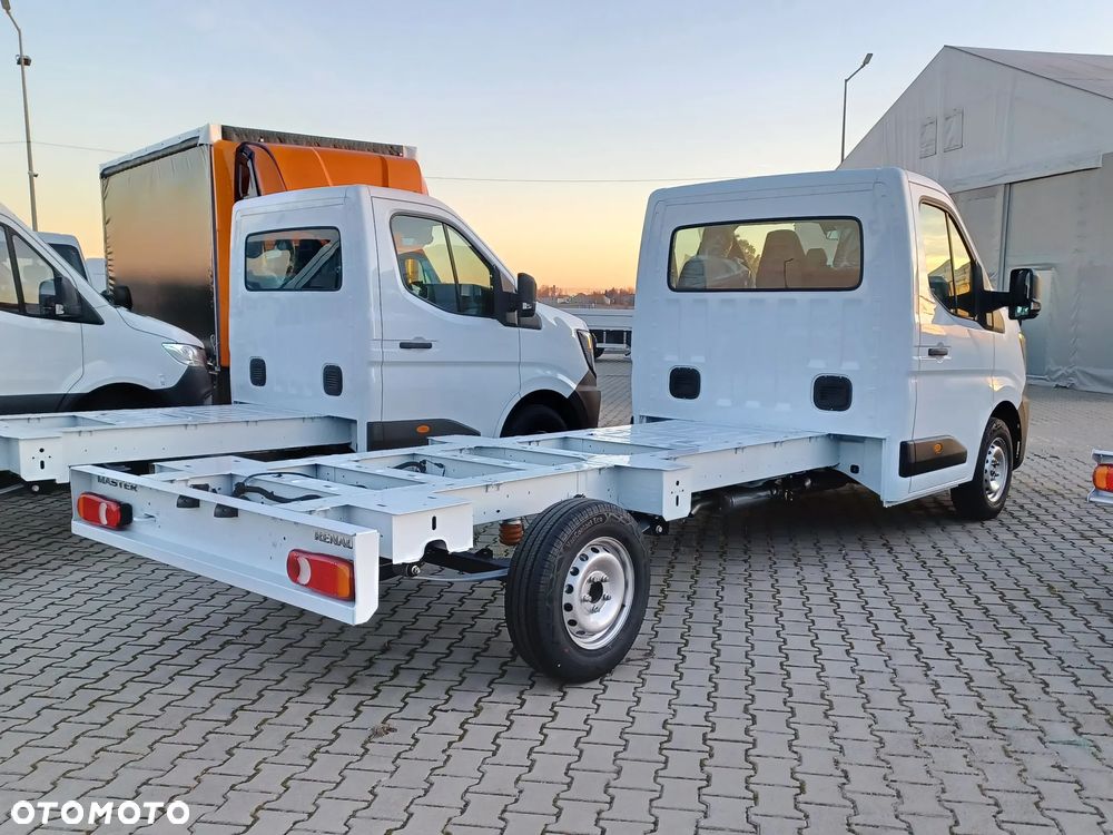 Renault MASTER rama do zabudowy - 9