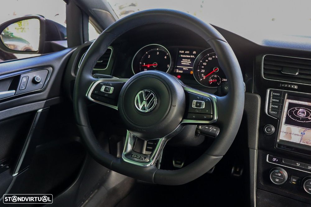 VW Golf 2.0 TDi GTD - 11