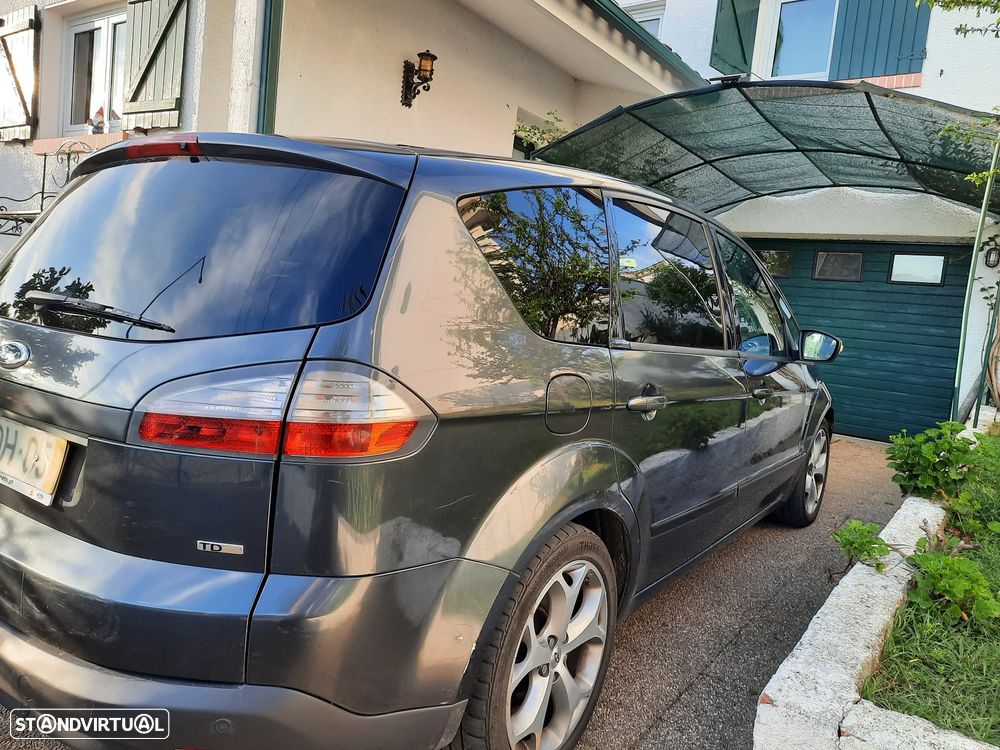 Ford S-Max 1.8 TDCi Titanium 7L - 16