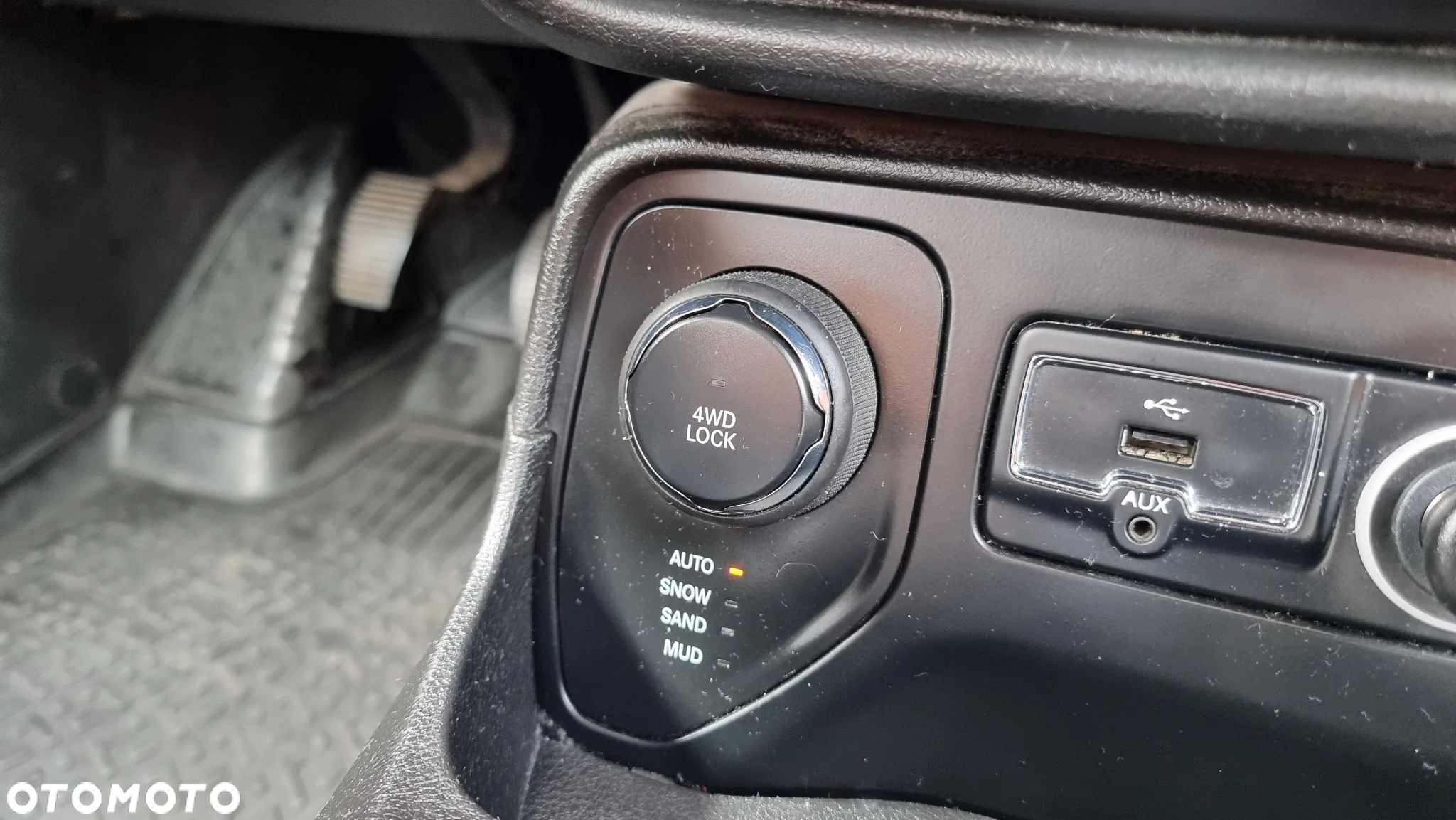 Jeep Renegade 2.0 MultiJet Longitude 4WD S&S - 36