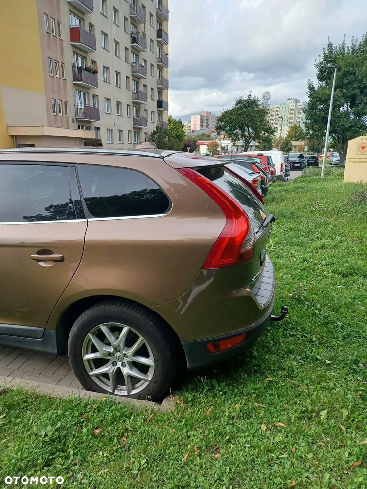 Volvo XC 60 - 4