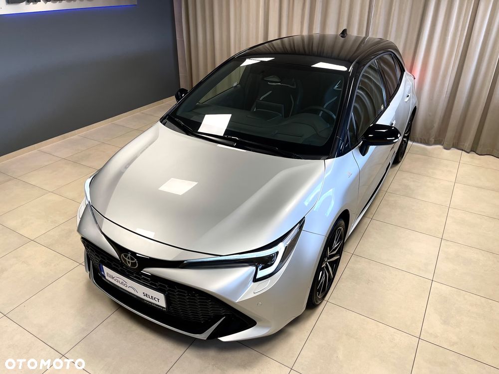 Toyota Corolla 2.0 Hybrid GR Sport Dynamic - 2