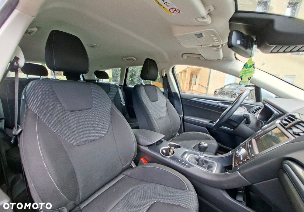 Ford Mondeo - 17