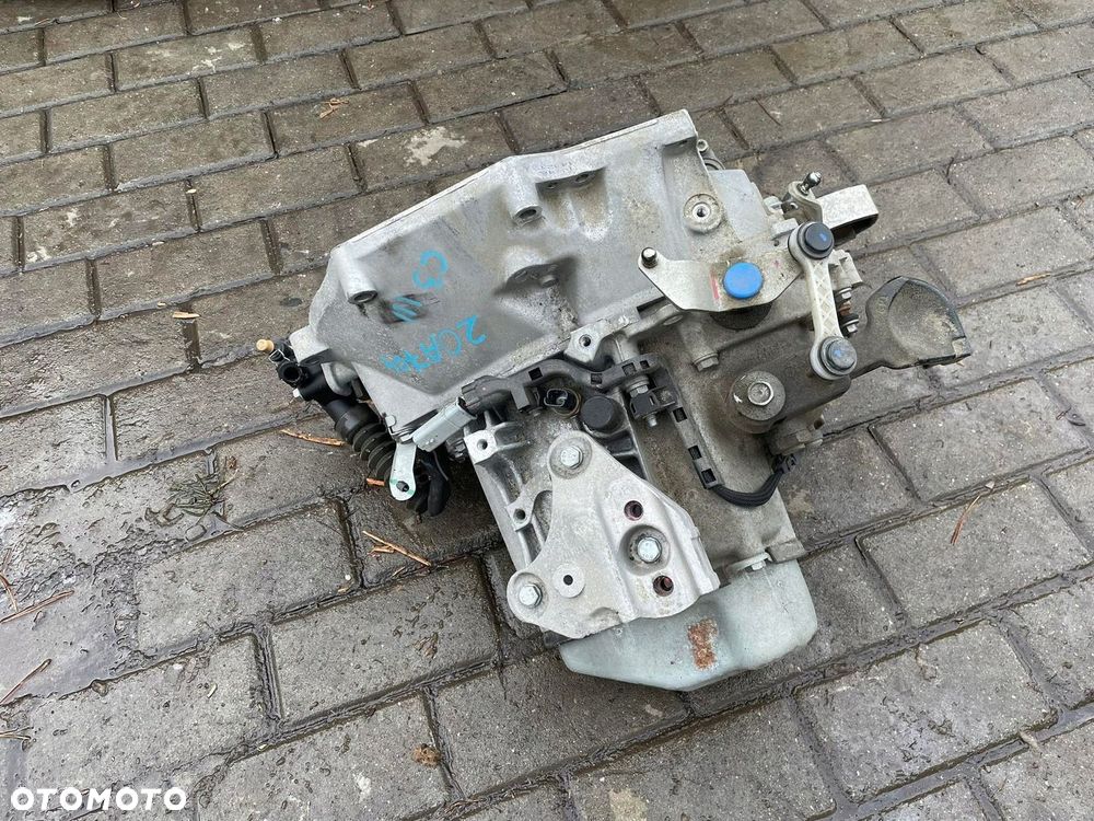 CITROEN C3 III SKRZYNIA BIEGÓW 1.2 VTI MANUAL 20A704 - 2