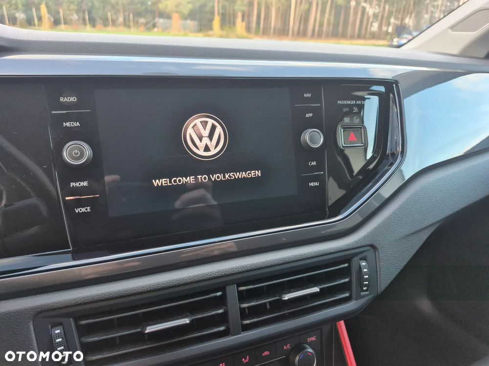 Volkswagen Polo - 16