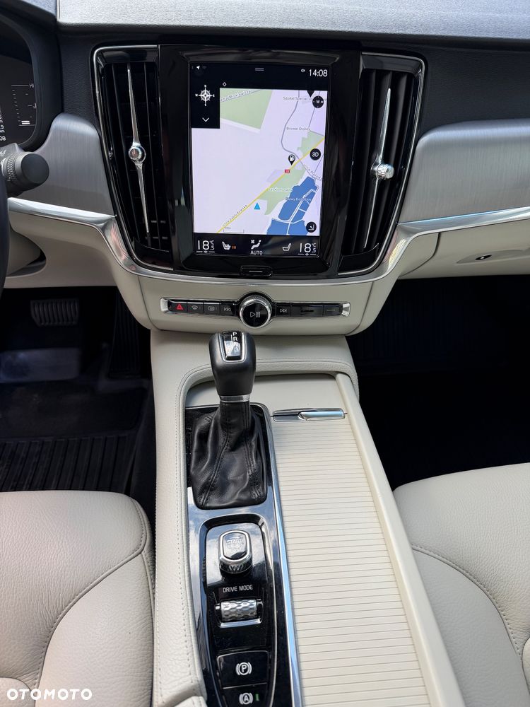 Volvo S90 D4 Inscription - 14