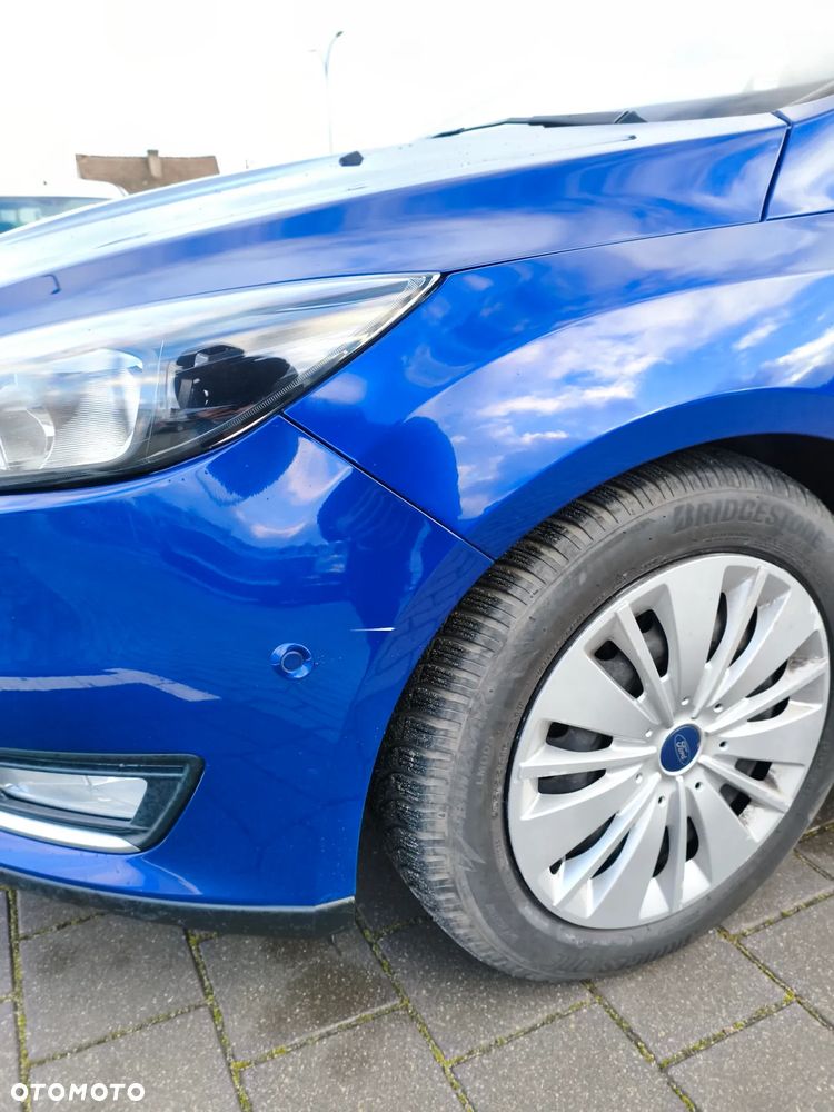 Ford Focus 1.5 TDCi Titanium ECOnetic ASS - 24