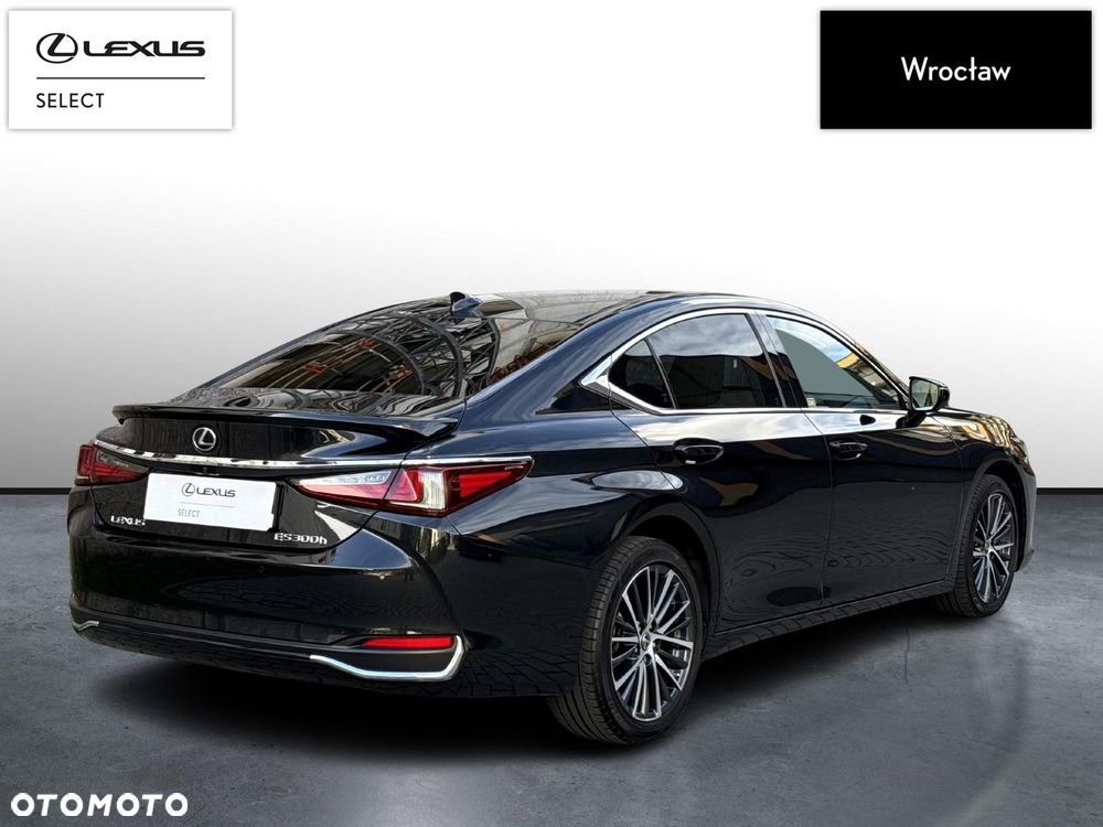 Lexus ES 300h Business Edition - 5