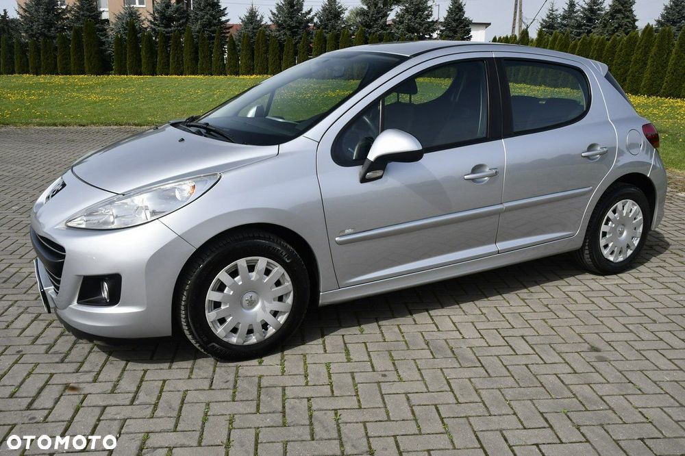 Peugeot 207 - 6