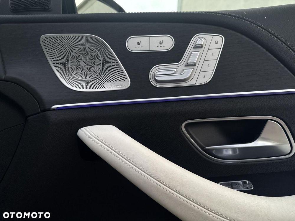 Mercedes-Benz GLE - 26