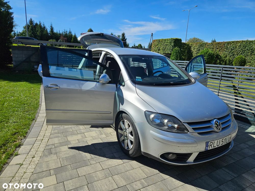 Volkswagen Golf Plus - 10