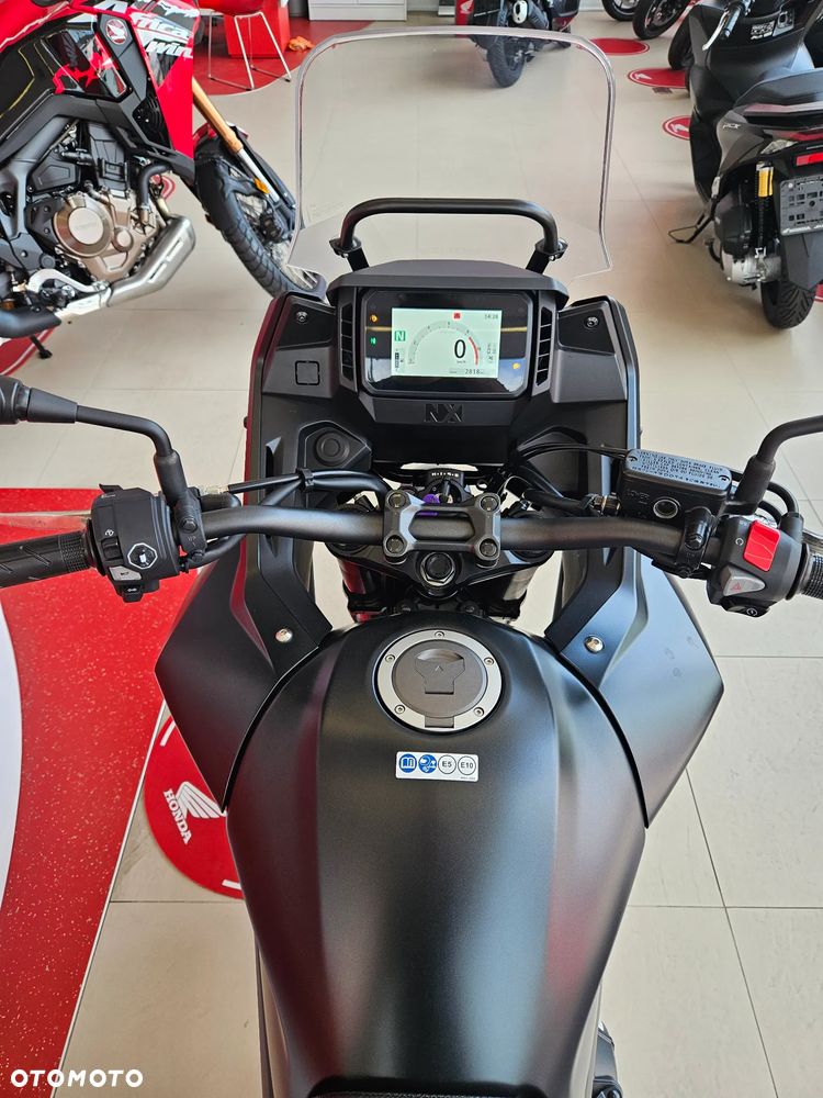 Honda NX - 13