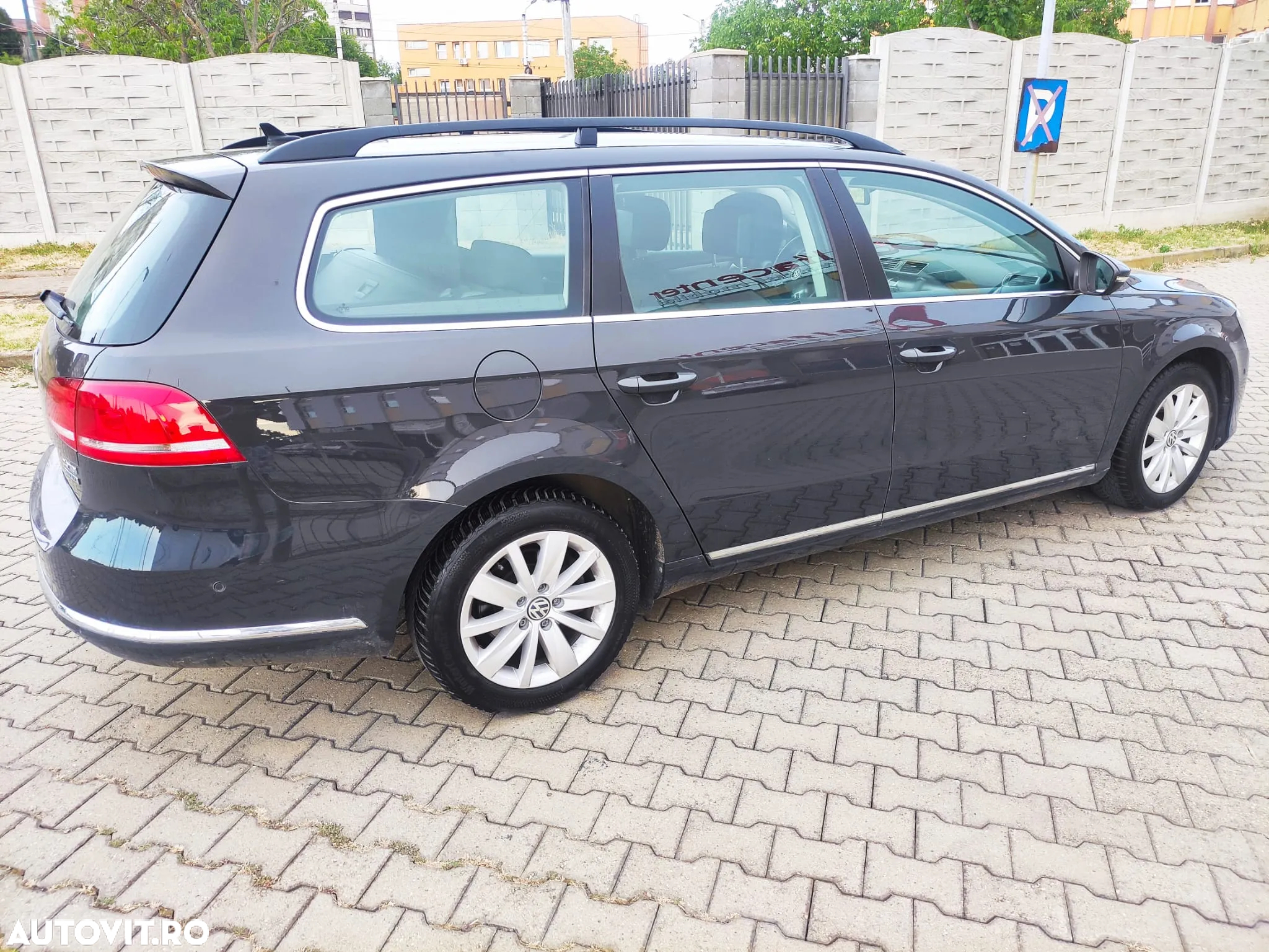 Volkswagen Passat - 3