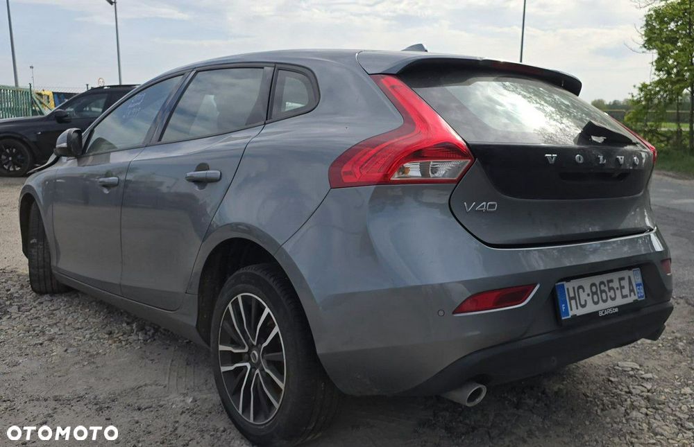 Volvo V40 - 3