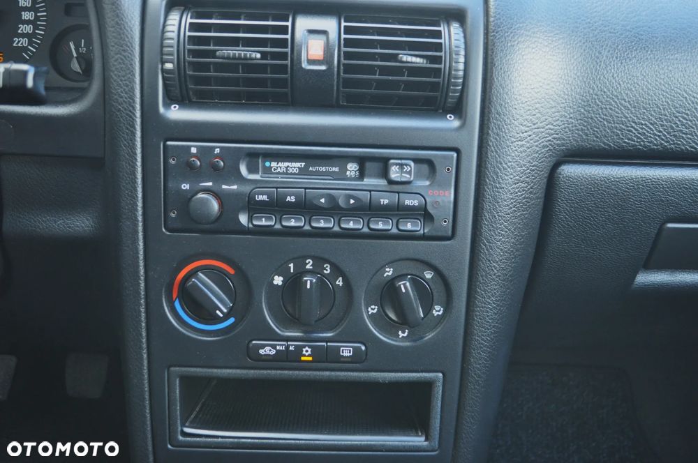Opel Astra - 15
