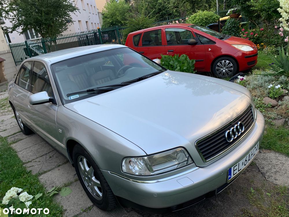 Audi A8 4.2 Quattro - 11