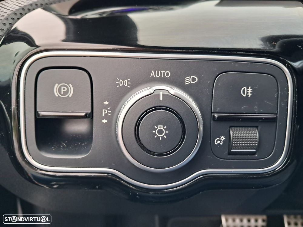 Mercedes-Benz A 180 d AMG Line Aut. - 24