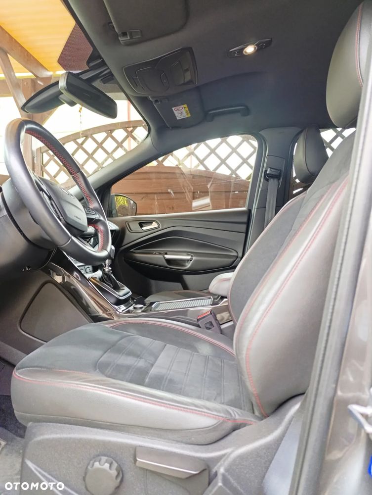 Ford Kuga 1.5 EcoBoost FWD ST-Line ASS MMT6 - 6
