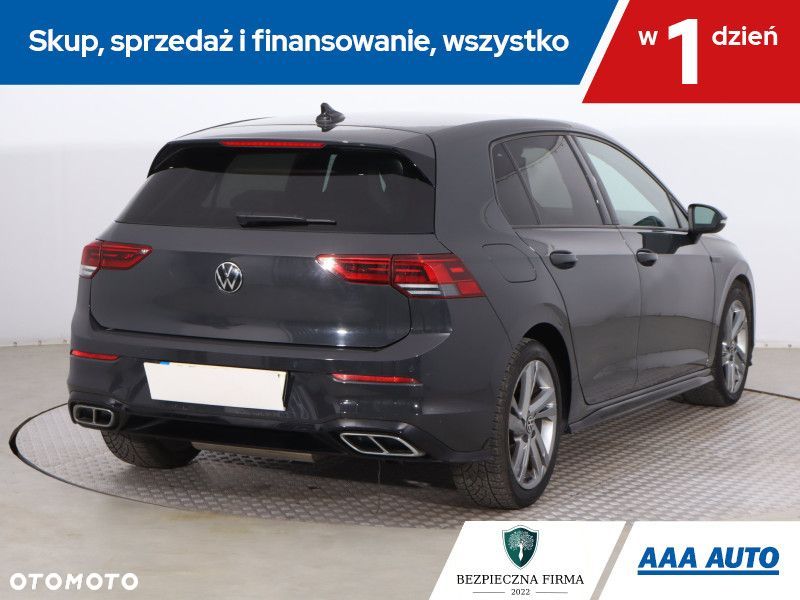 Volkswagen Golf - 7