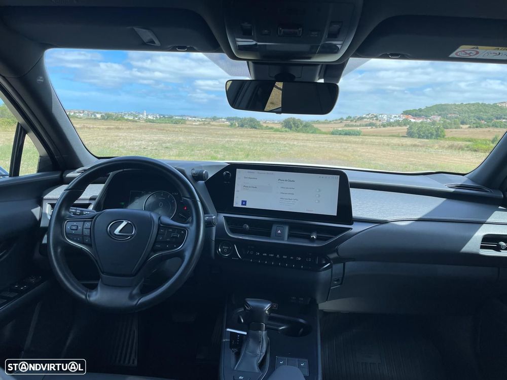Lexus UX 250h Sport (Ecrã 12.3) - 22