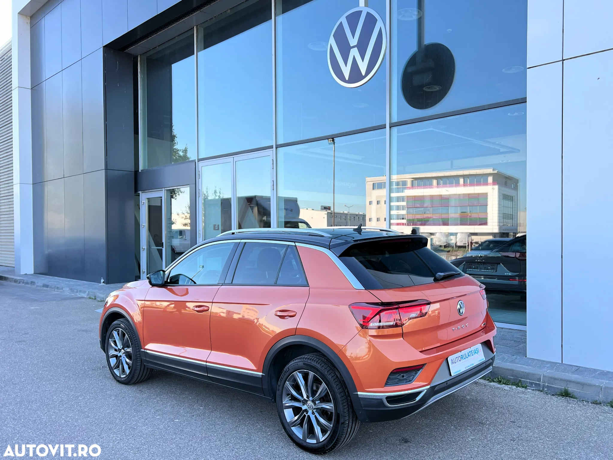 Volkswagen T-ROC 2.0 TDI 4Mot DSG Sport - 8