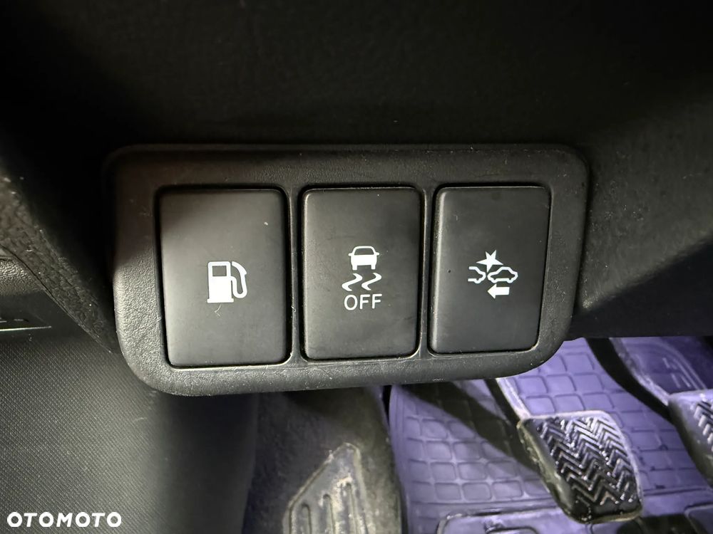 Toyota Avensis Touring Sports 1.8 Executive - 12