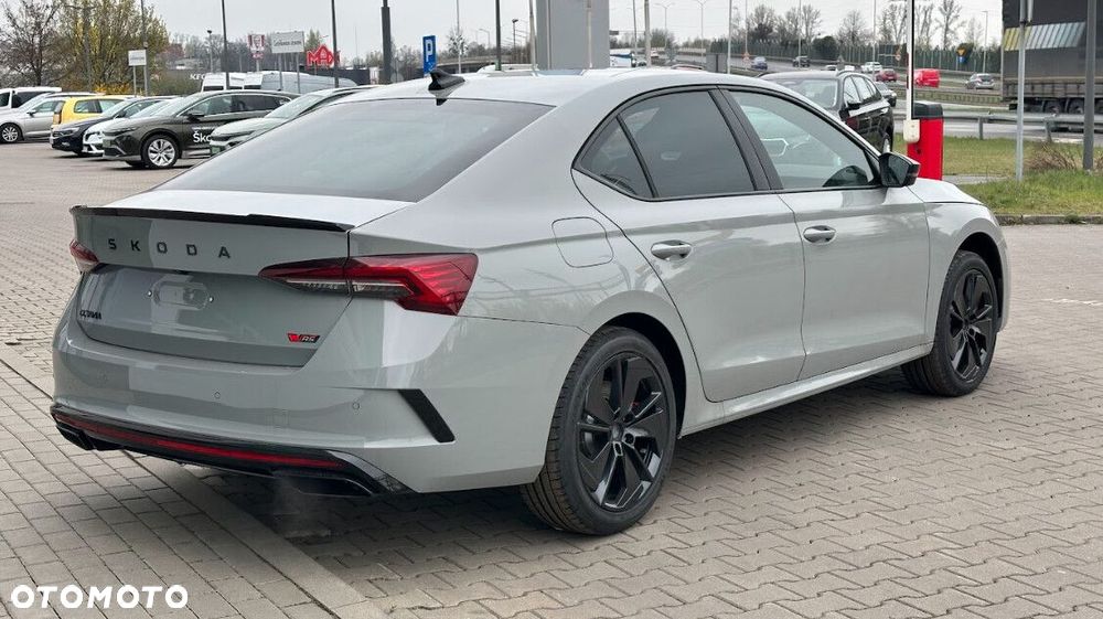 Skoda Octavia 2.0 TSI RS DSG - 4