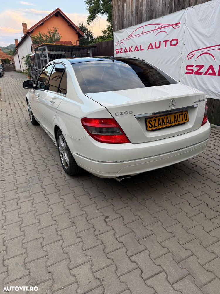 Mercedes-Benz C 200 Avantgarde Edition - 21