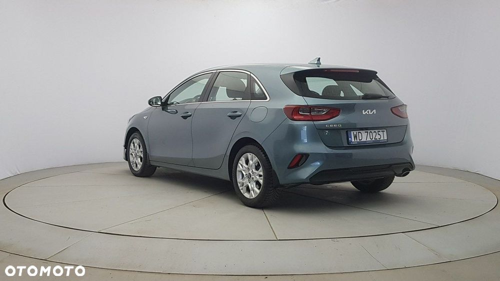 Kia Ceed - 5
