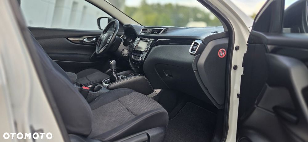 Nissan Qashqai 1.5 dCi DPF 360 - 19