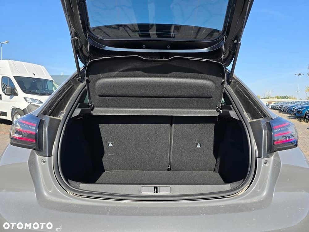 Peugeot 208 1.2 mHEV GT - 7