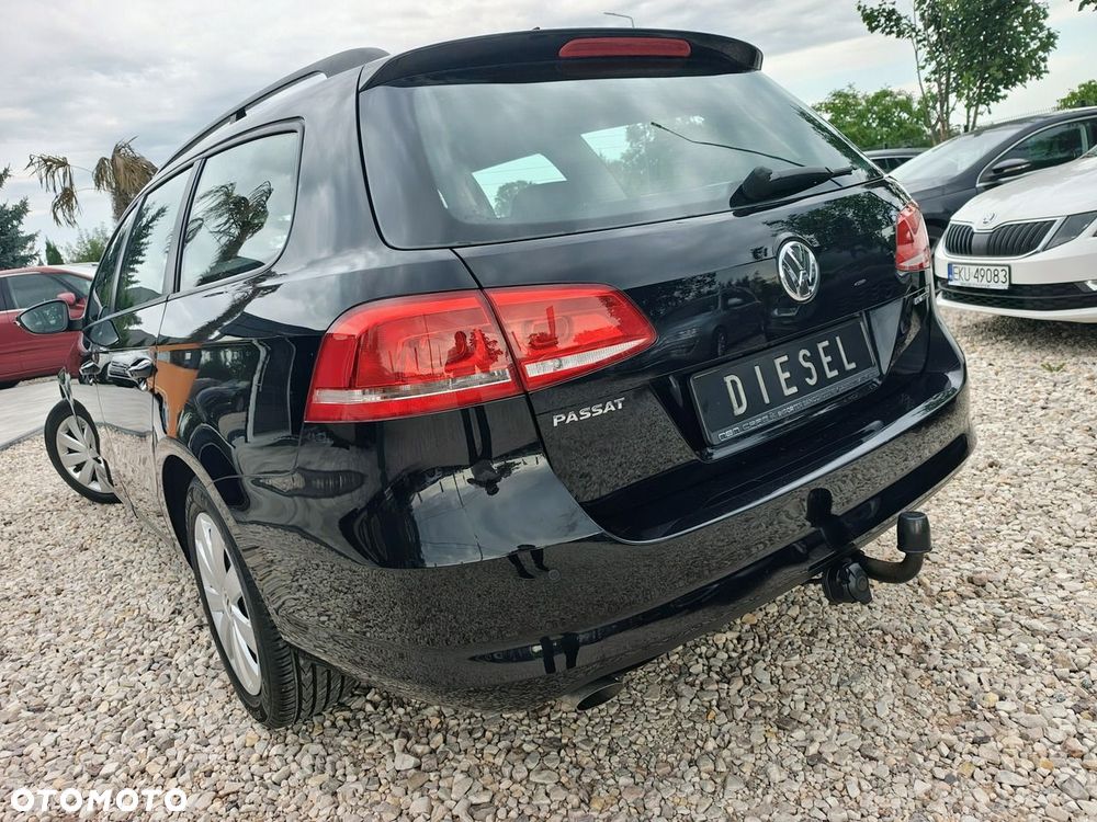 Volkswagen Passat - 14