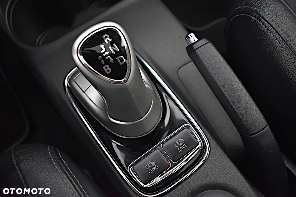 Mitsubishi Outlander 2.0 4WD - 25